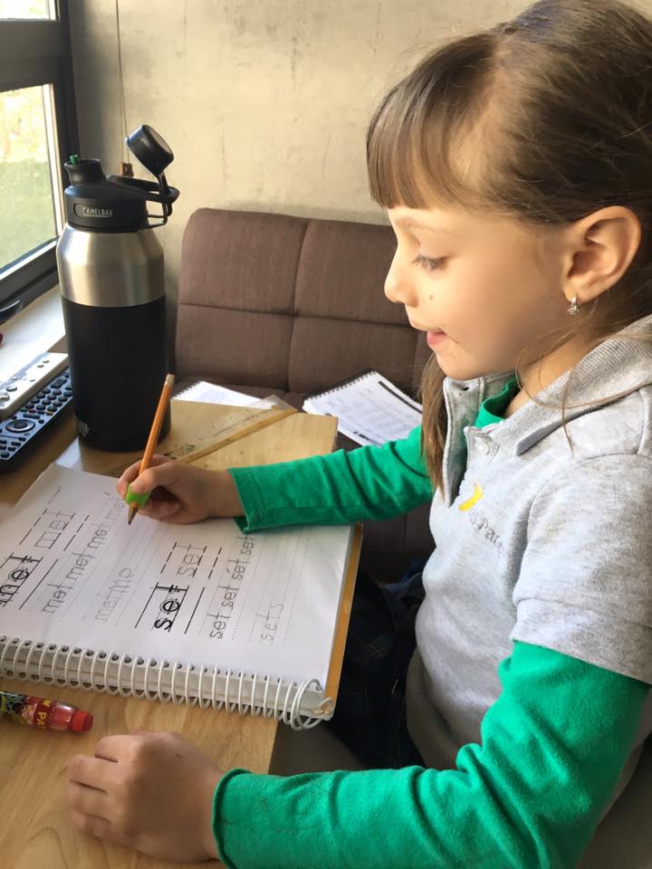 15940874_7</body></html>